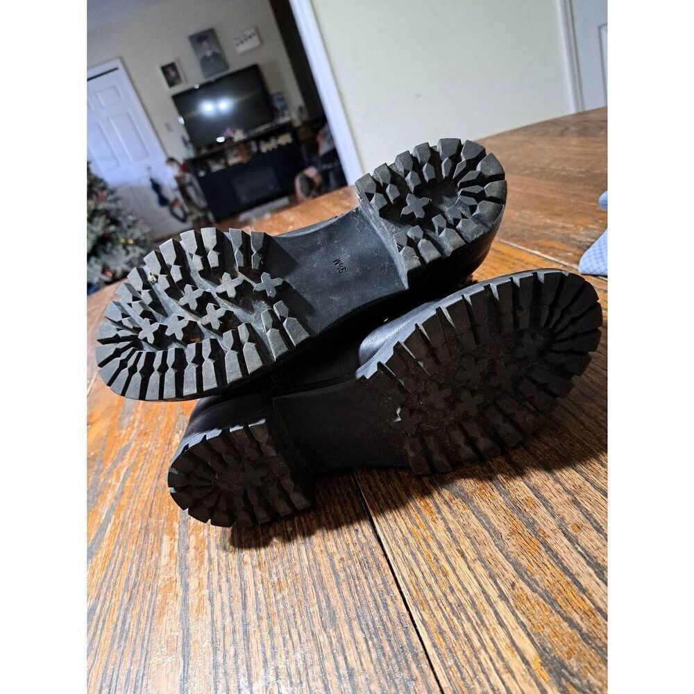 9.5 G by Guess Black Goldtone Lace Up Zip Chunky Heel Combat Boots Ankle Booties - Picture 7 of 7